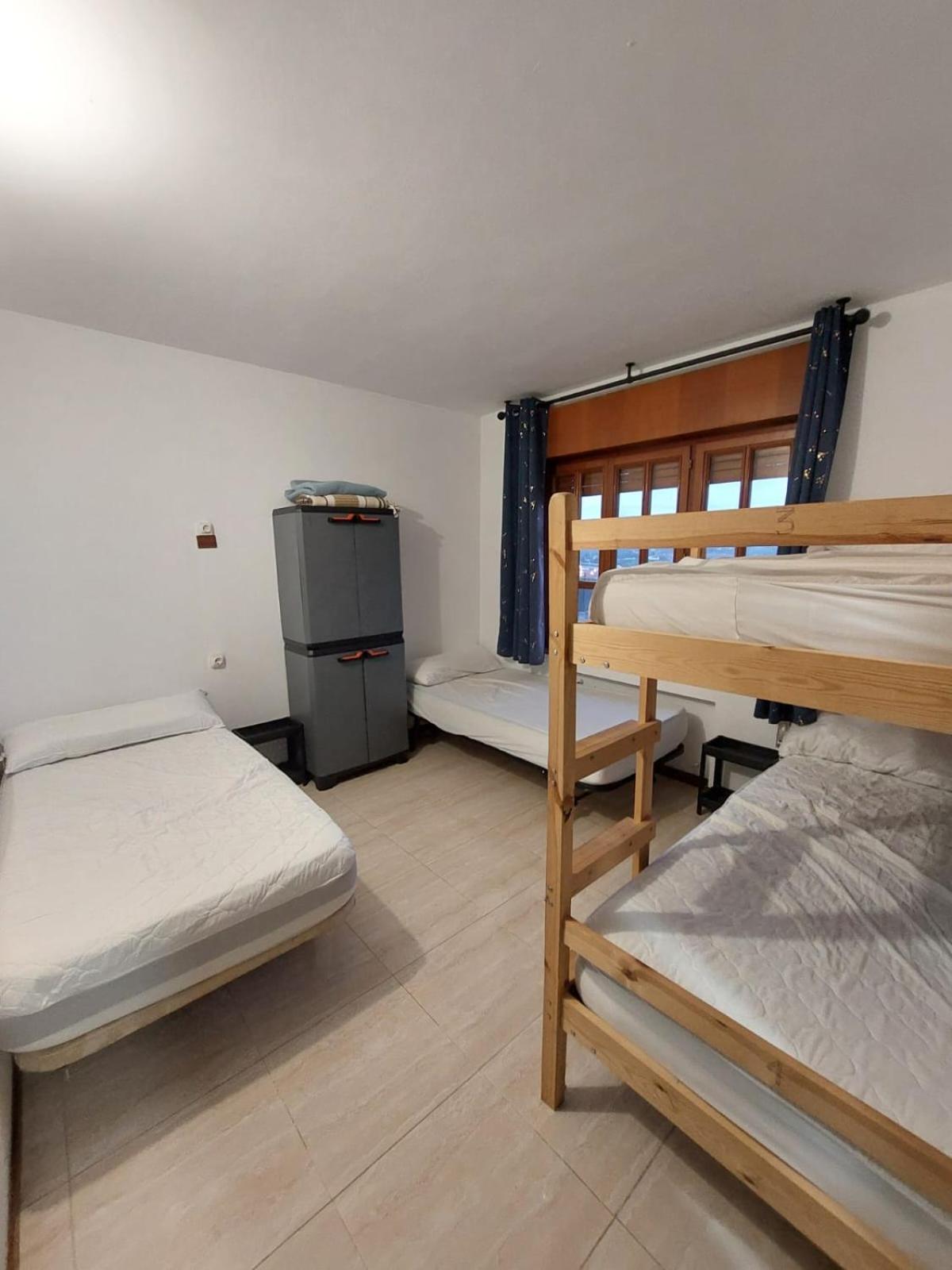 Albergue La Costana Oviedo Luaran gambar